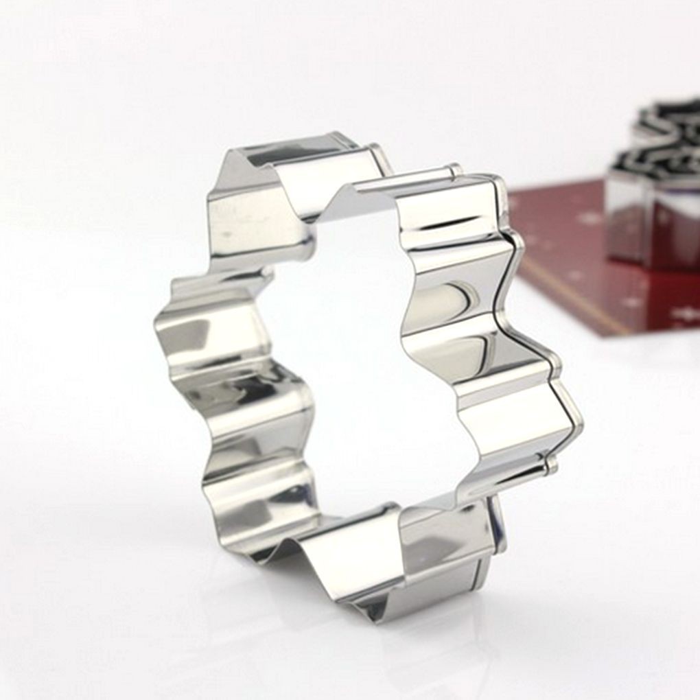 Bộ 5 khuôn trang trí bánh hình bông tuyết bằng inox cao cấp