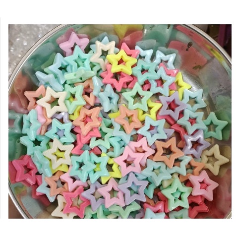 Hạt nhựa ngôi sao nhiều màu xỏ lỗ 2 đầu loại lớn 26x26mm