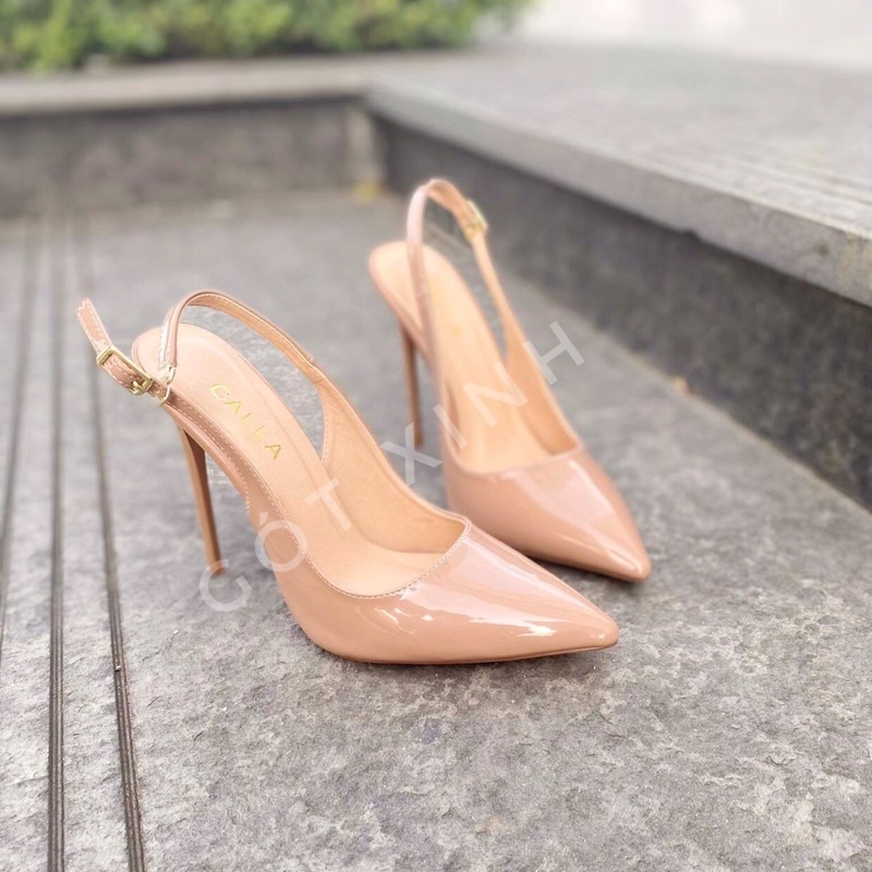 Giày cao gót sandal bít mũi hậu sau