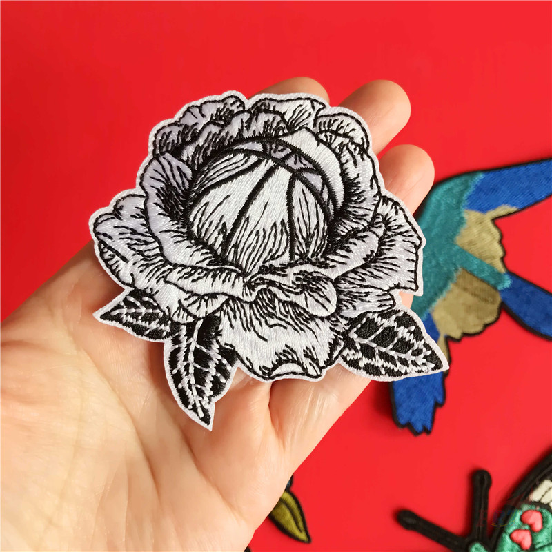 ☸ Sticker Ủi Thêu Hình Chim &amp; Hoa Có Mùi Thơm ☸ 1 Huy Hiệu Ủi Thêu Hình Chim Bướm Xanh