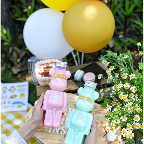 Bình nước cute, chai đựng nước, bearbrick