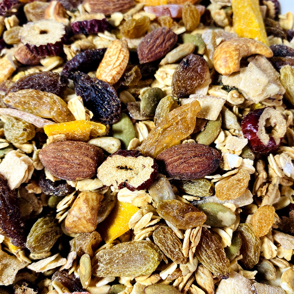 Ngũ cốc giảm cân Granola 500g không đường, Ngũ cốc dinh dưỡng không phẩm màu nhân tạo - BeeNut