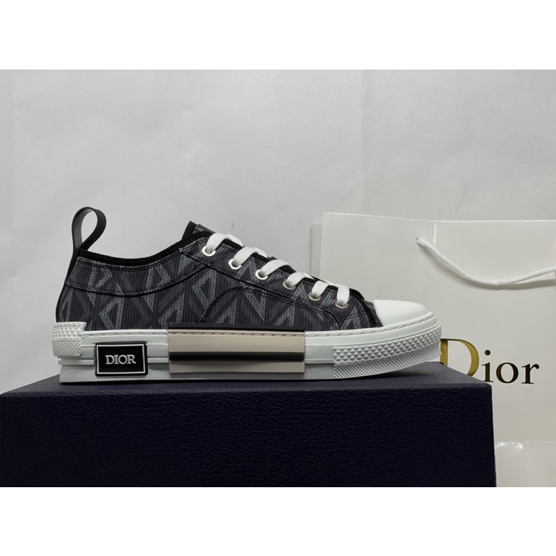 Giày cao cấp mẫu mới nhất drrr luxury new 2023