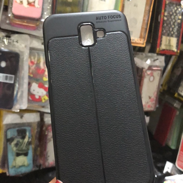 Samsung Galaxy J6 Plus (+) ốp lưng da đen siêu mềm