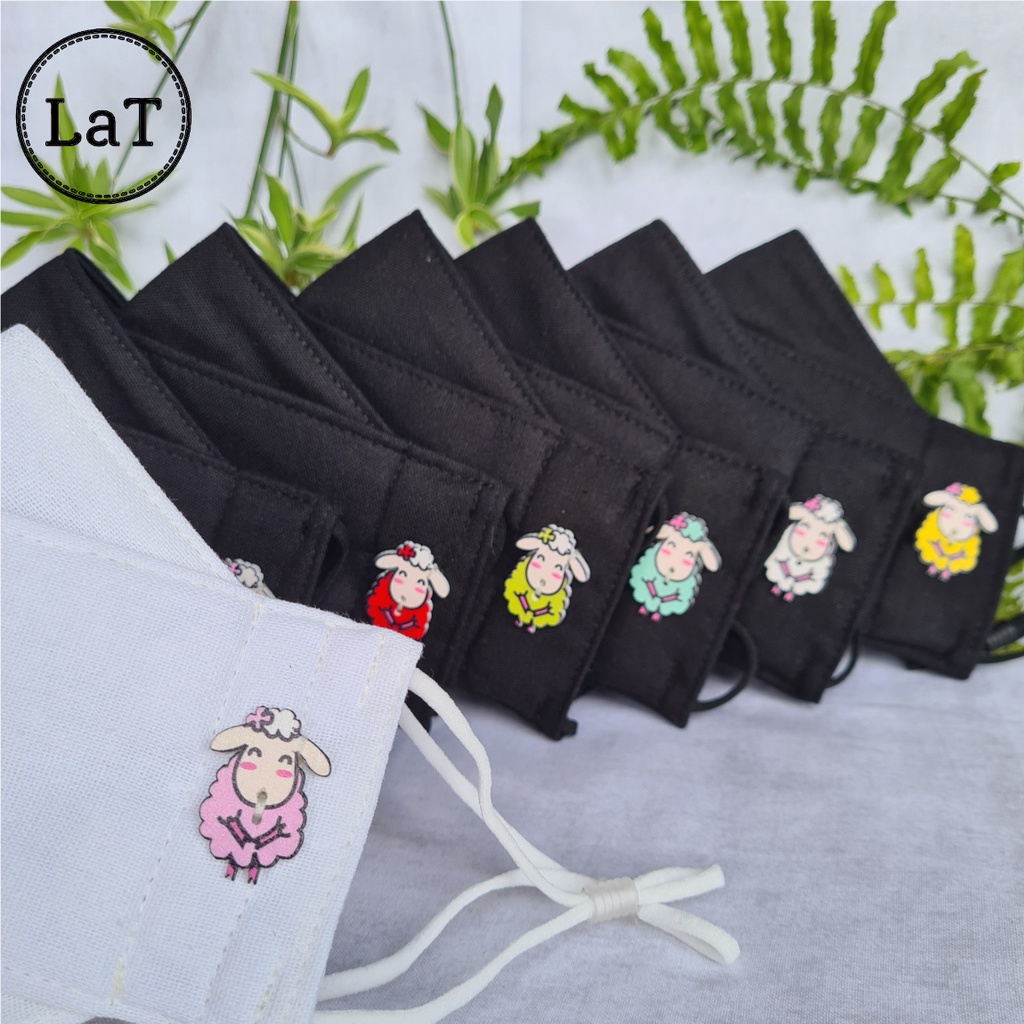 Khẩu trang vải Linen 3D đính sticker con cừu - LaT - 3 Lớp Chống bụi Kháng khuẩn - Phối Đồ Xinh Xắn