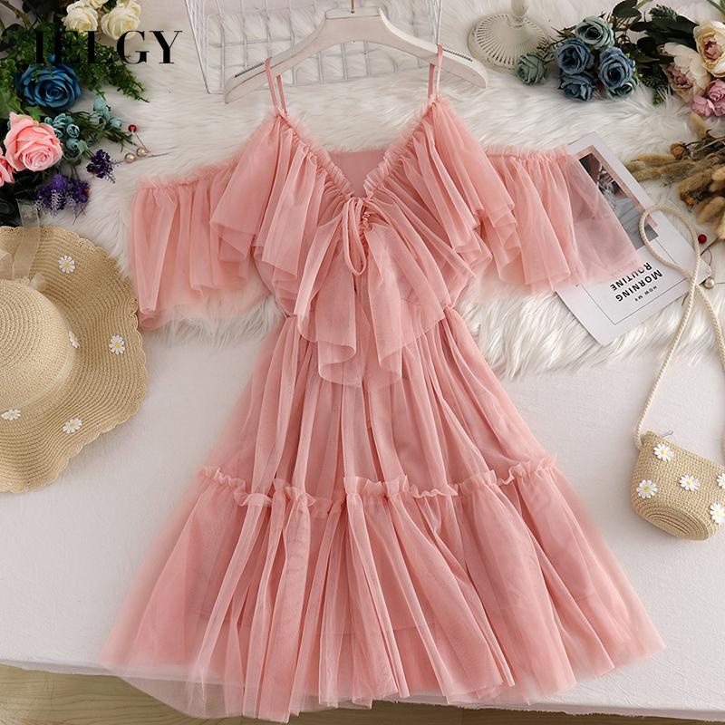 IELGY       Đầm Không Dây Xếp Nếp Cổ Chữ V Ngọt Ngào