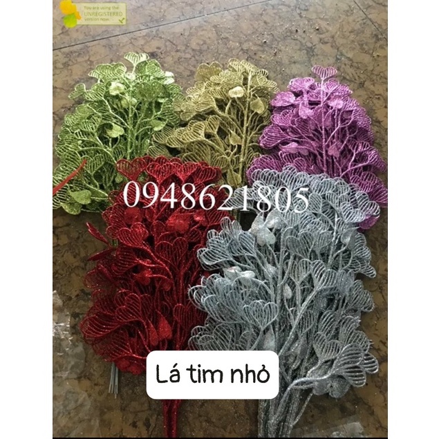 Cành lá trang trí oản tết