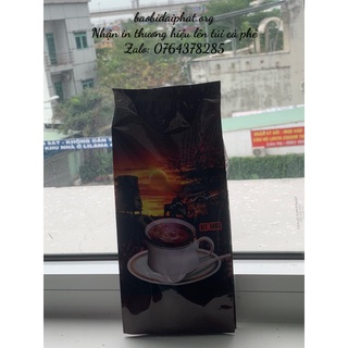 TÚI CÀ PHÊ 4 CẠNH - MÀU ĐỎ ĐEN - KHỐI LƯỢNG 500G - CÓ SẴN