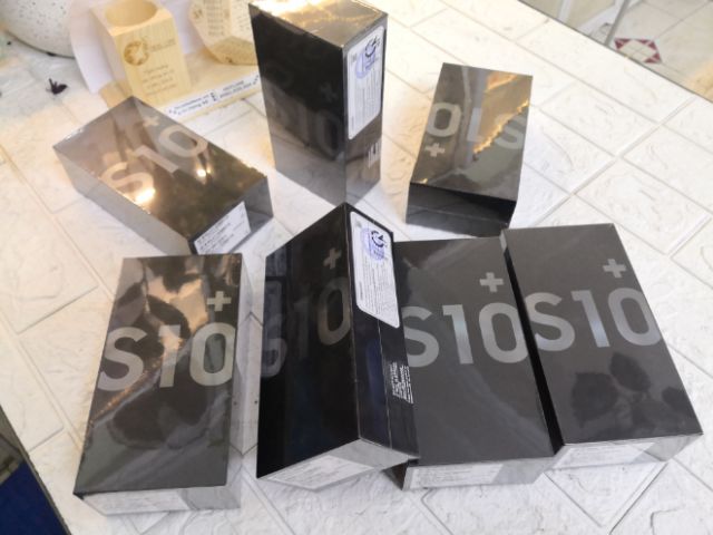 Điện thoại Samsung Galaxy S10 Plus Quốc tế chính hãng (Fullbox New Seal) | BigBuy360 - bigbuy360.vn