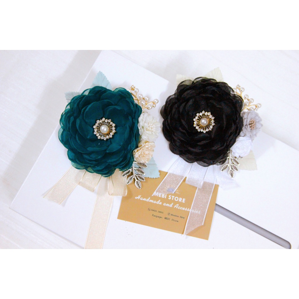 Hoa cài áo handmade, tag cài váy áo mẫu vải voan cánh hoa đốt mix hoa chùm tông trắng hồng