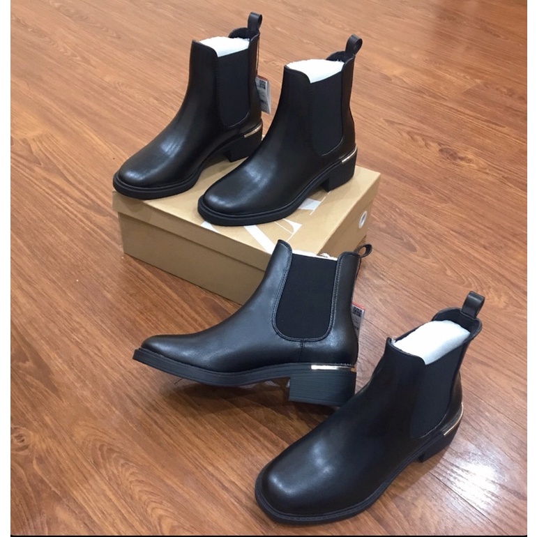 Dép sandal và  boots