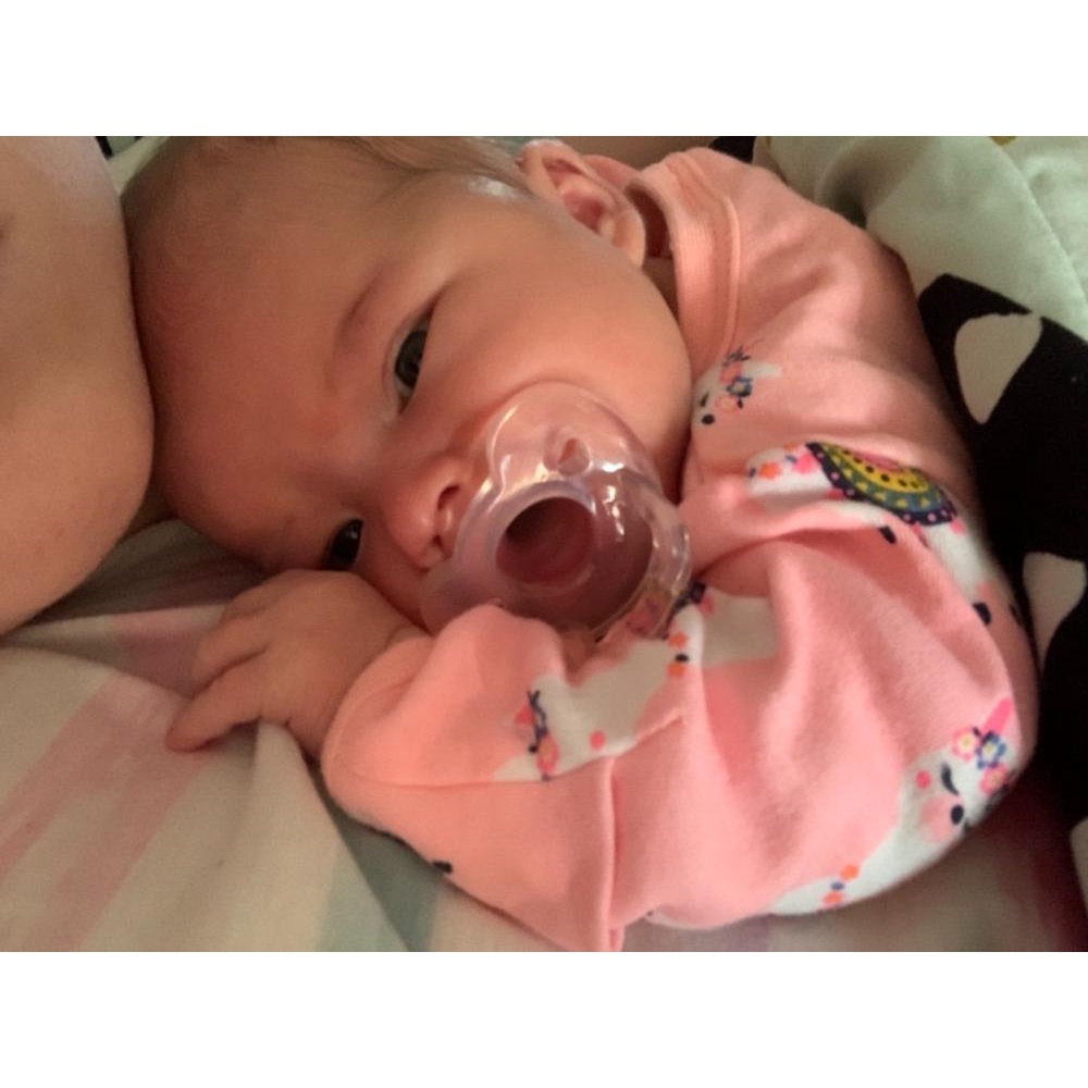 Ti ngậm silicone cho trẻ bé sơ sinh Haakaa. Không chứa BPA, PVC, chất tạo màu nhân tạo và phthalates