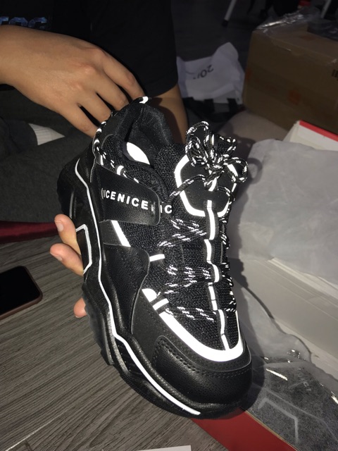 CÓ ẢNH THẬT GIÀY THỂ THAO SNEAKER PHẢN QUANG ULZZANG HÀN QUỐC ( PHẢN QUANG KHI ĐÈN FLASH CHIẾU VÀO ) | BigBuy360 - bigbuy360.vn