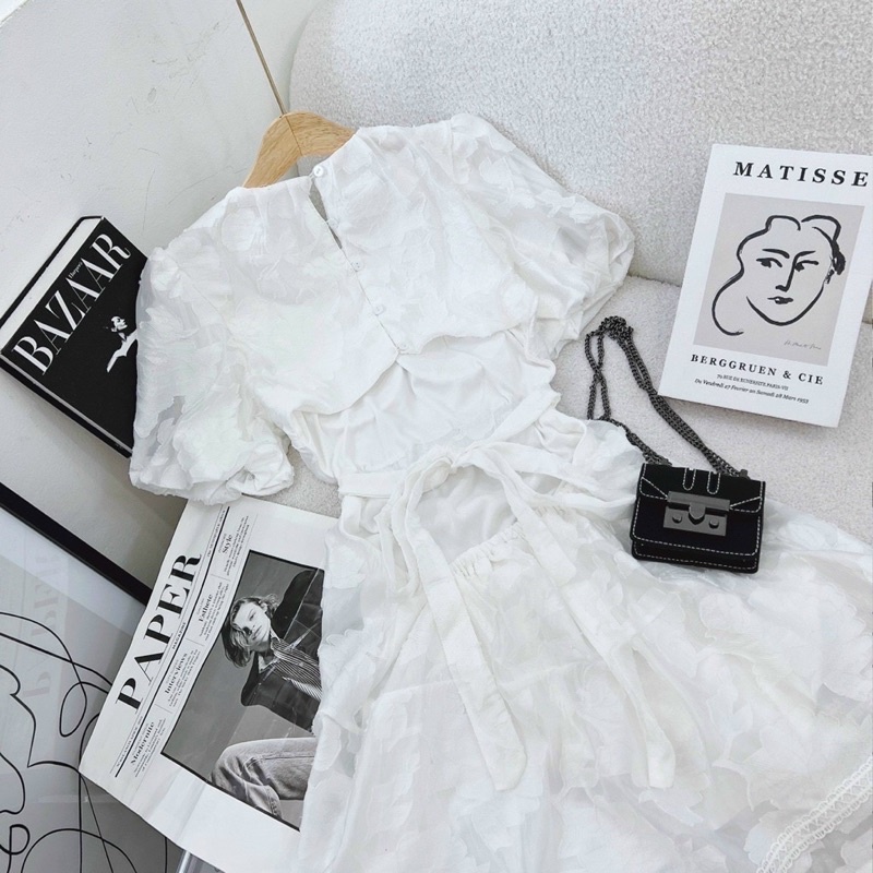 [Có 3 màu] Đầm nữ cúp ngực kiểu hở lưng khoét eo hoạ tiết thời trang nữ cực sang chảnh Lily dress | BigBuy360 - bigbuy360.vn