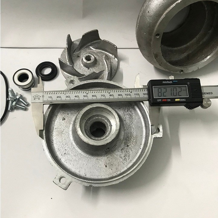 Đầu bơm nước 76 chế máy 750W- kèm chõ hút