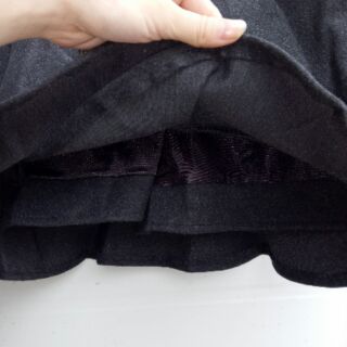 Chân váy dạ đuôi cá