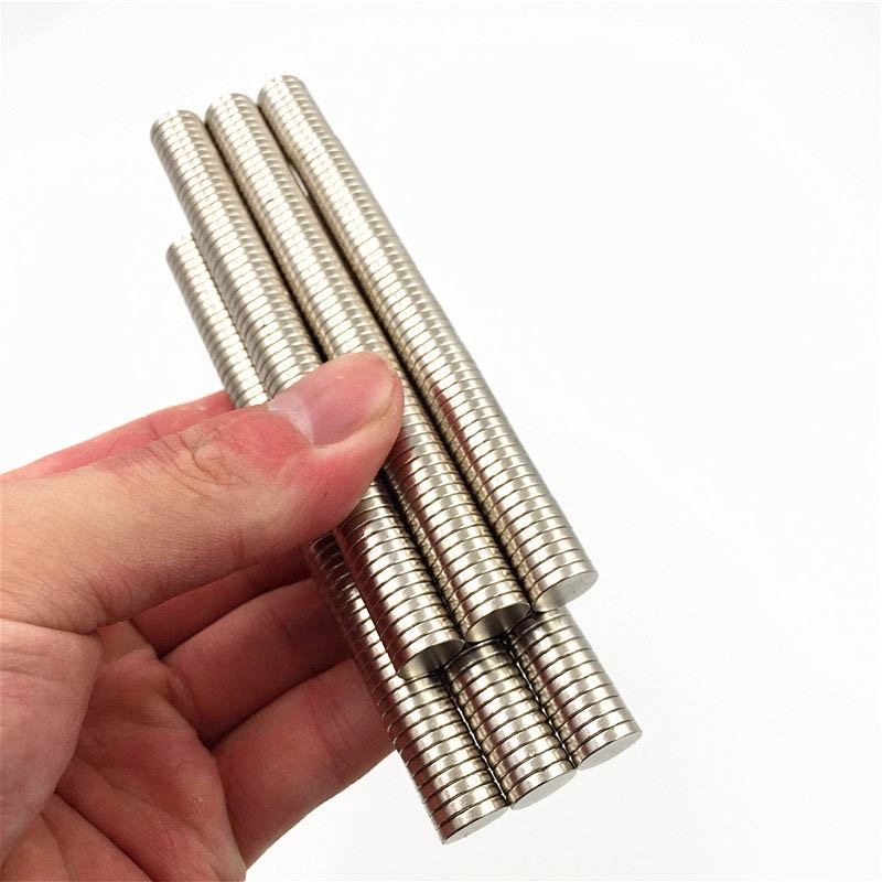 Nam châm tròn đường kính 10x1/2/3/5/10mm loại đất hiếm lực từ N35