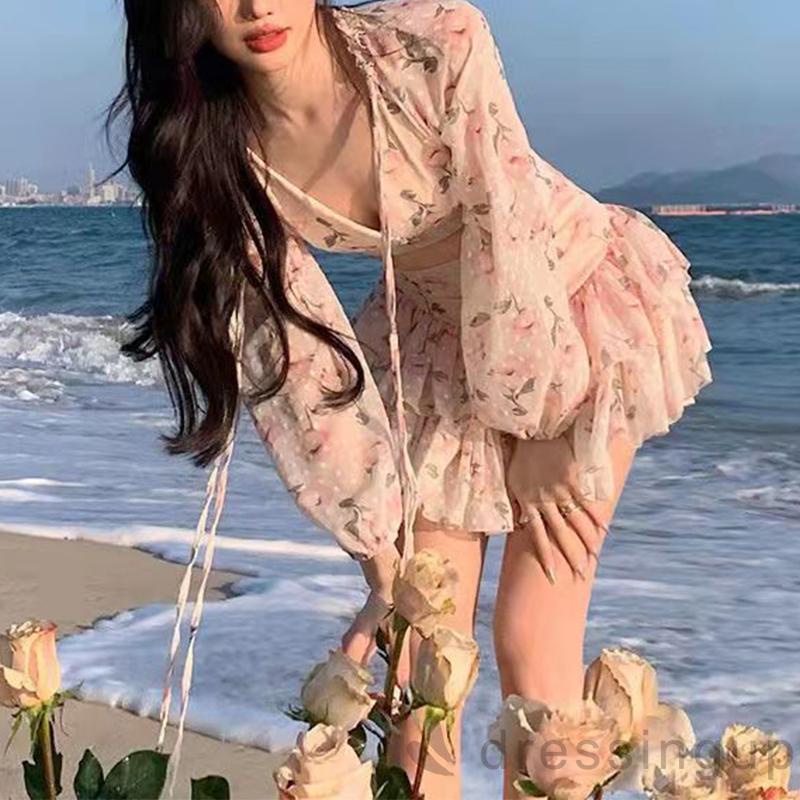 Bộ Trang Phục 2 Mảnh Gồm Áo Lửng Cổ Chữ V Sâu Và Chân Váy Ngắn In Họa Tiết Hoa Thời Trang Mùa Hè Cho Nữ
