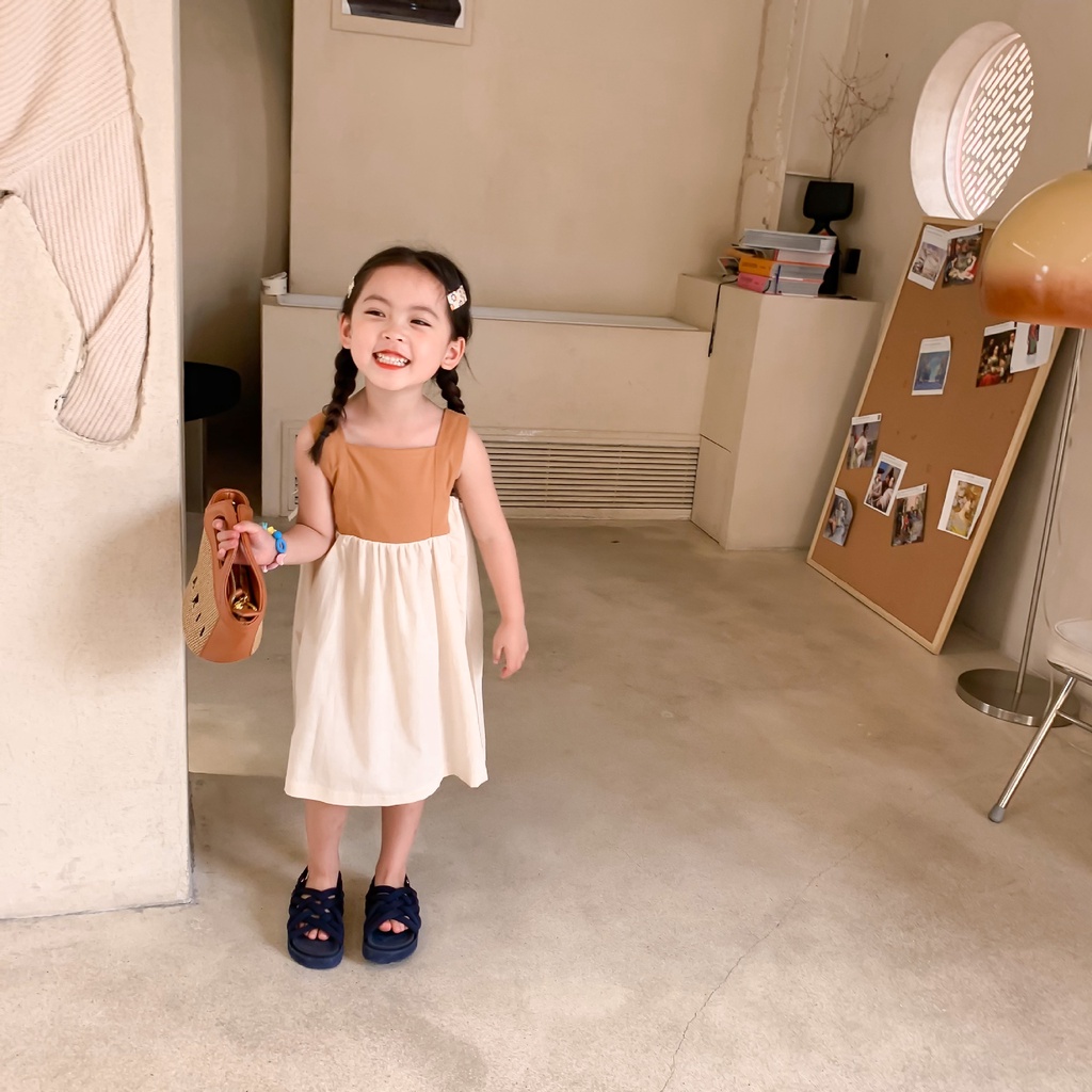 Đầm Không Tay Cổ Yếm Phong Cách Phương Tây Thời Trang Mùa Hè Cho Bé Gái