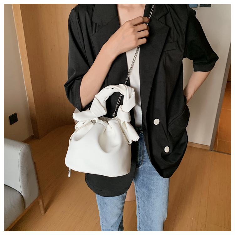 Túi đeo chéo IELGY da pu hình đám mây thời trang cho nữ