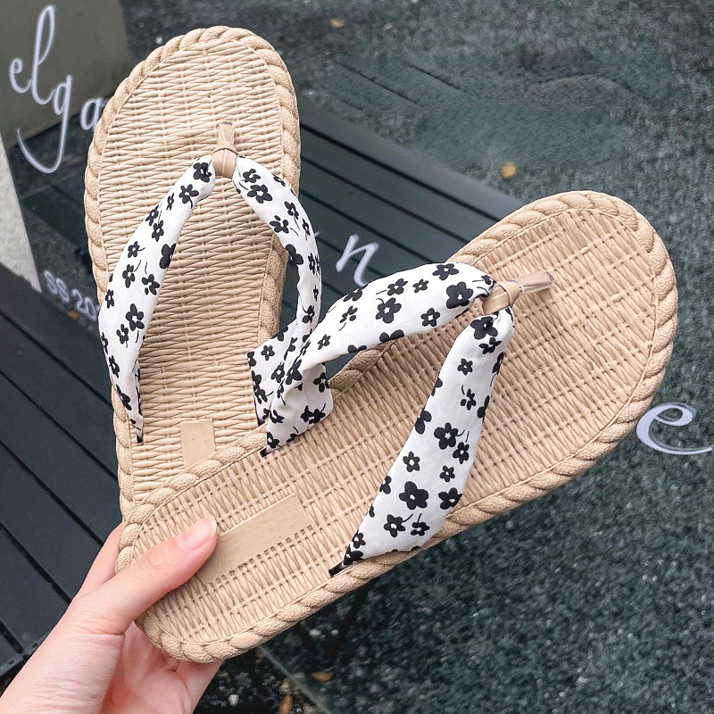 Dép Xỏ Ngón Đế Bằng Họa Tiết Hoa Phong Cách Nhật Bản Thời Trang Đi Biển Mùa Hè Cho Nữ