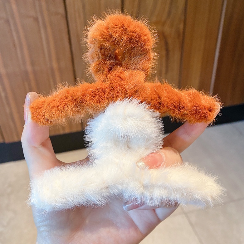 Kẹp tóc phối lông cỡ lớn kiểu Nhật Hàn thời trang