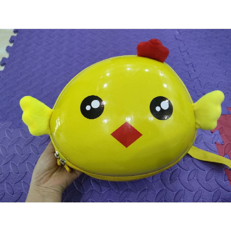 Ba lô gà vàng cho bé