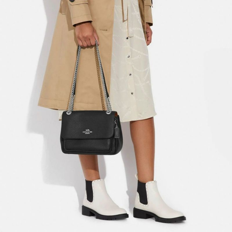 Túi COAC.H Klare Crossbody 25 da mịn cực sang