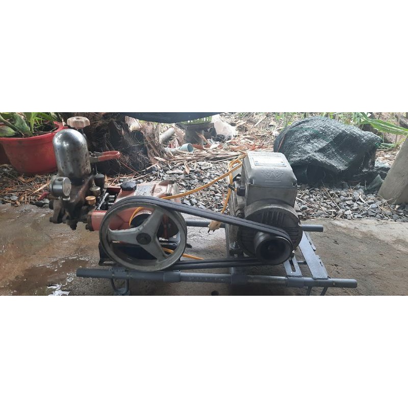 Đầu máy rửa xe