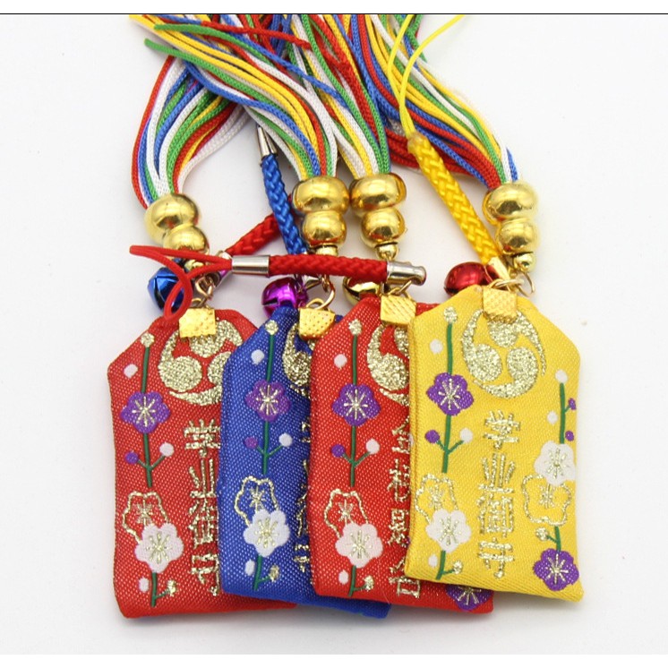 Móc treo hoa tua rua