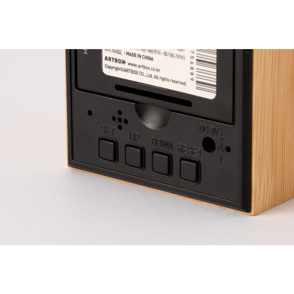 Đồng Hồ ARTBOX Hàn Quốc Bề Mặt Tráng Gương Khung Gỗ Màu Nâu