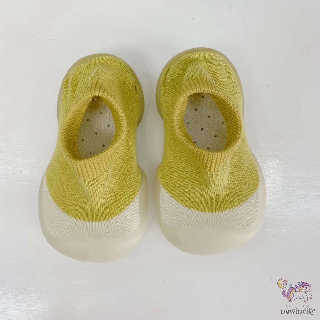 Đôi Giày Cotton Đế Mềm Thiết Kế Dạng Vớ Cho Bé Tập Đi