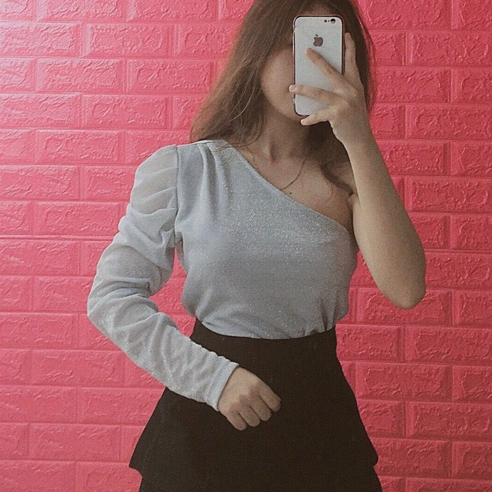 Áo kiểu nhũ 1 tay phồng bên xinh xinh cá tính sexy