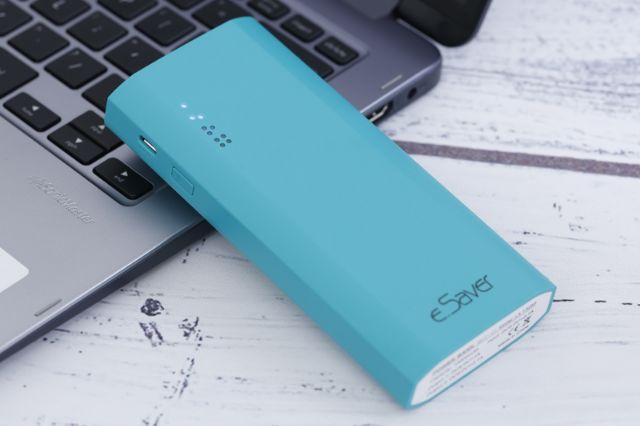 Pin sạc dự phòng E.saver 10.000 mAh hàng trưng bài chất lượng như mới ,bảo hành chính hãng 6 tháng