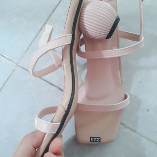 Giày sandal đế trứng size 35,36