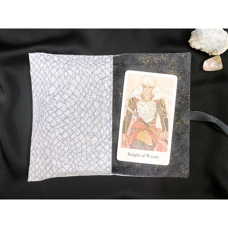 DARK WAVE - Túi nắp dài đựng bài Tarot (dây vải xám đậm)