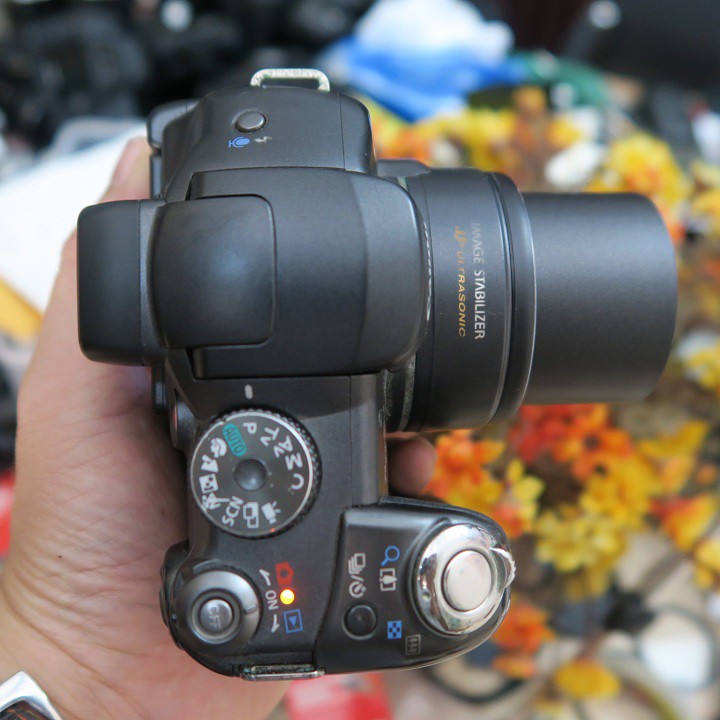 Máy ảnh Canon PowerShot S3 is quay chụp tốt
