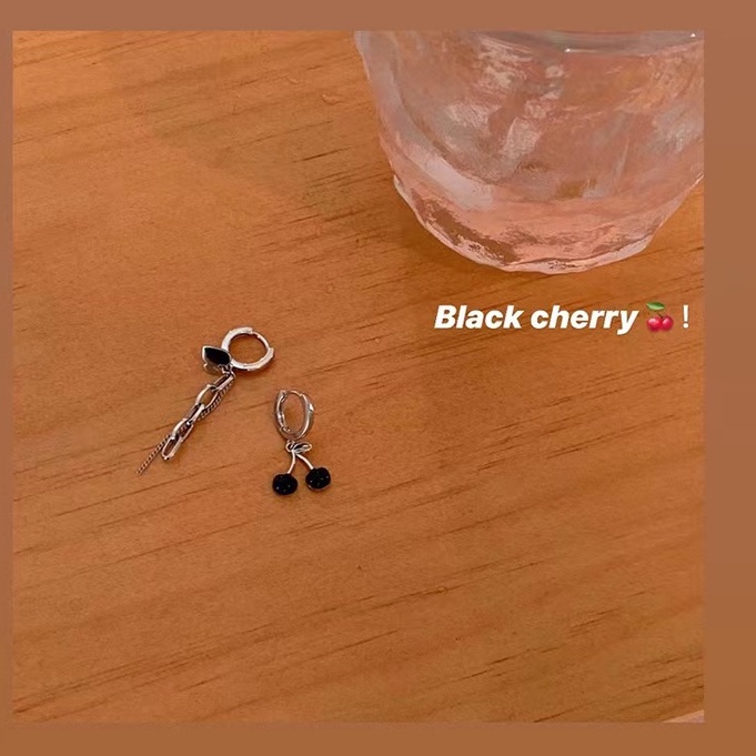 Khuyên Tai Hình Trái Cherry Phong Cách Đơn Giản Cá Tính Cho Nữ