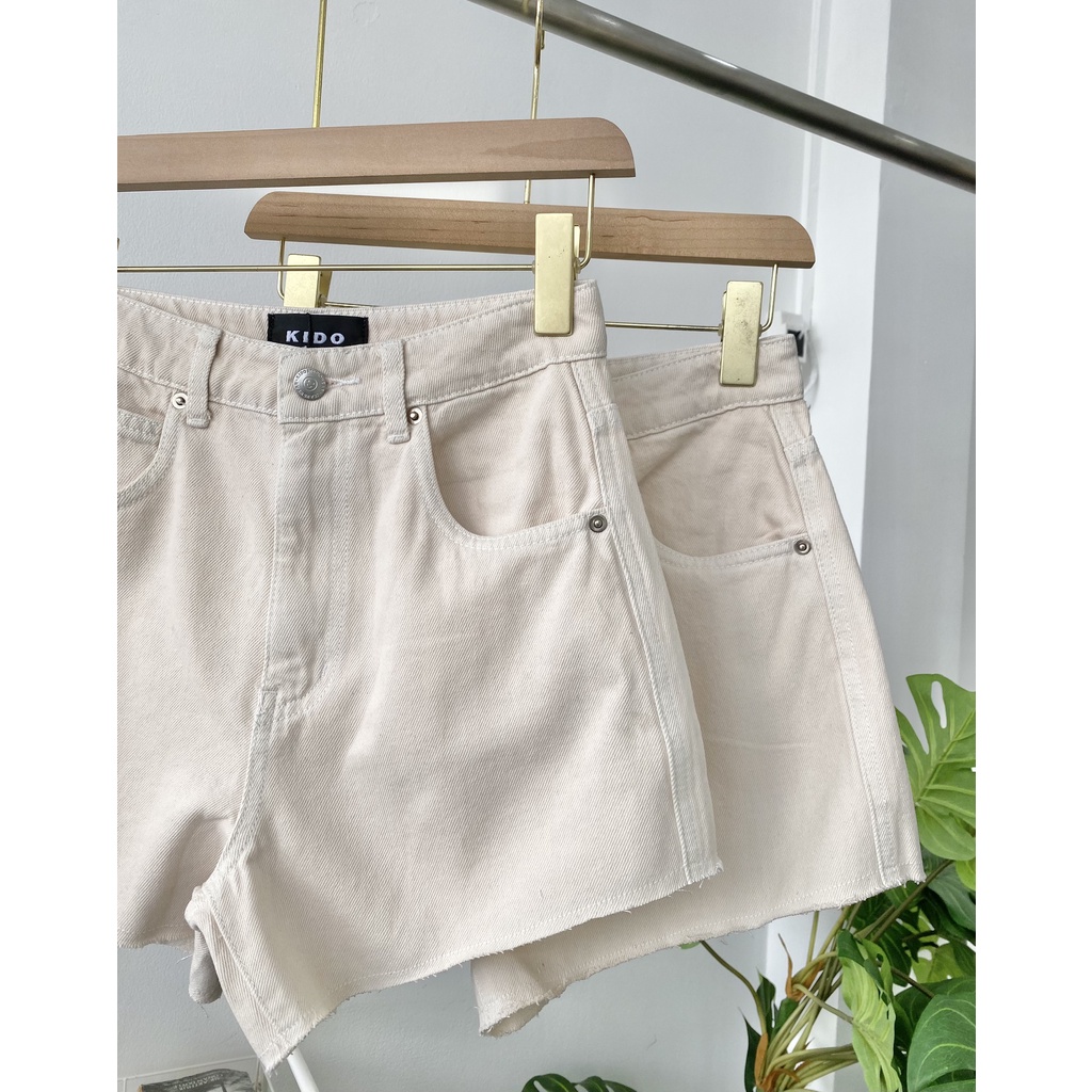 Quần jean shorts kem RAW JEAN SHORTS IVORY