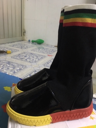 Giày boot bé gái Sz 28, 29