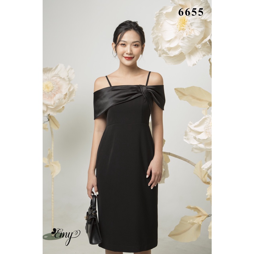 [Mã BMLT35 giảm đến 35K đơn 99K] Đầm EMY EM6655 Body Đen 2 Dây Vai Choàng
