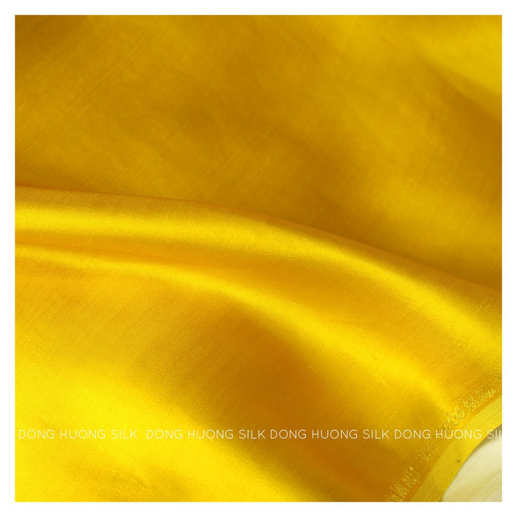 Vải Lụa Tơ Tằm Trơn may áo dài - Đông Hương Silk - LTS27 Vàng Hoàng Yến
