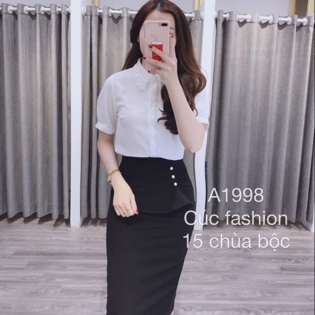 Chân váy 3 cúc ngọc