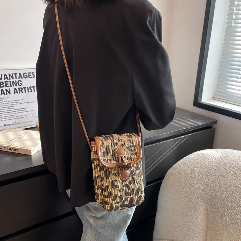 Túi Đeo Vai Đựng Điện Thoại Họa Tiết Kẻ Sọc Thời Trang kf073