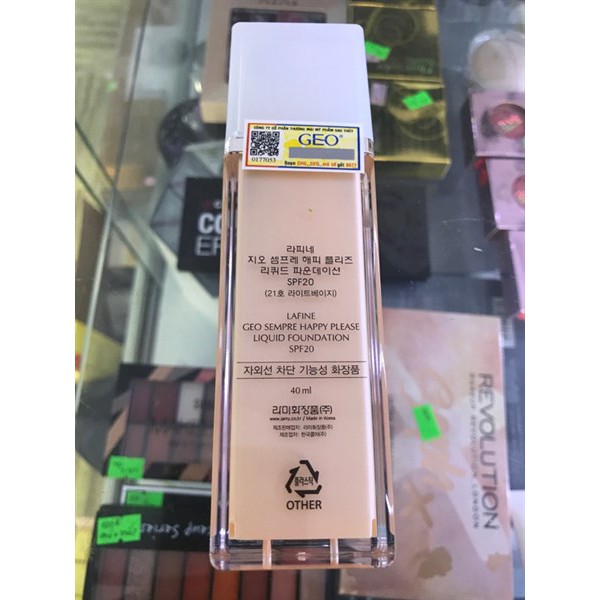 Kem nền trang điểm Geo Sempre Happy & Please Liquid Foundation