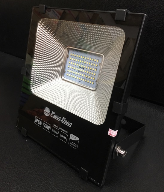 Đèn led chiếu pha 70W Rạng Đông