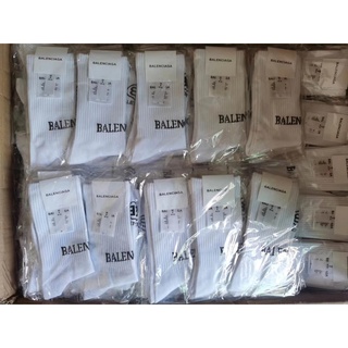 Tất Balenciaga cao cổ