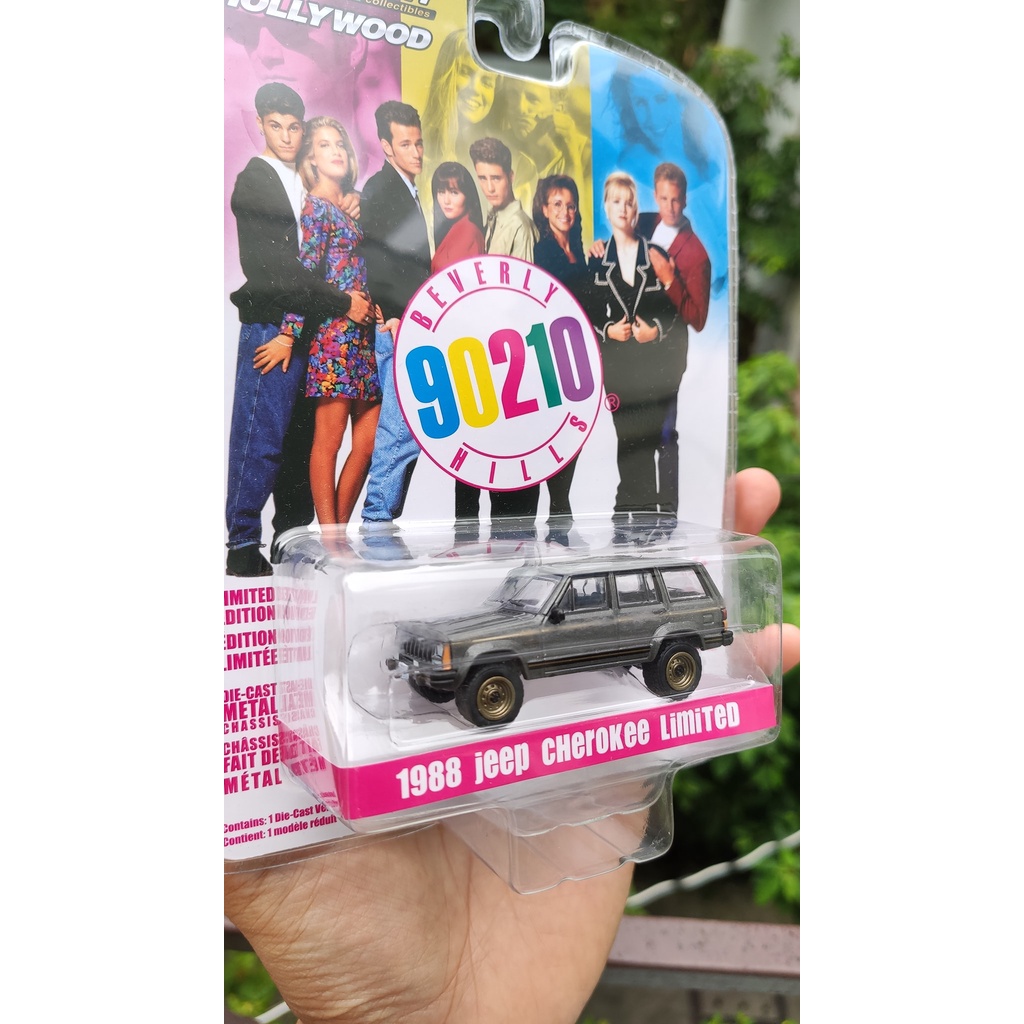 Mô hình tĩnh xe Greenlight Jeep Cherokee Beverly hills tỷ lệ 1:64