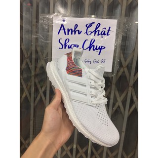 Giày ultra trắng gót thổ cẩm