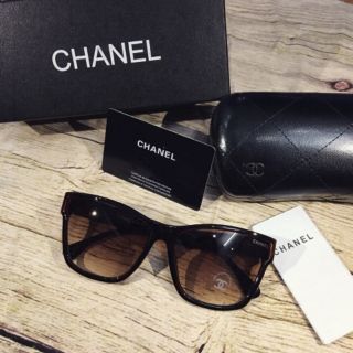 Kính mát thời trang 9306